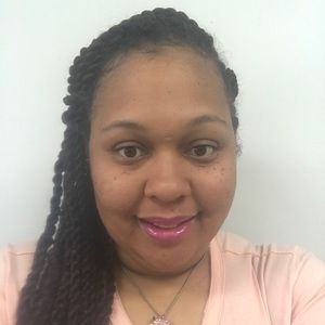 Meet your Posher, Savannah